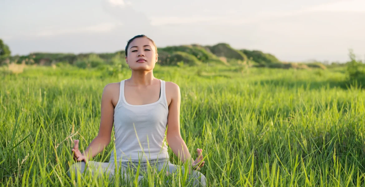 Cara Efektif Menenangkan Pikiran dengan Latihan Mindfulness